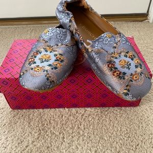 Tory Burch Size 10 Soft Smoking Slipper Brocade 960